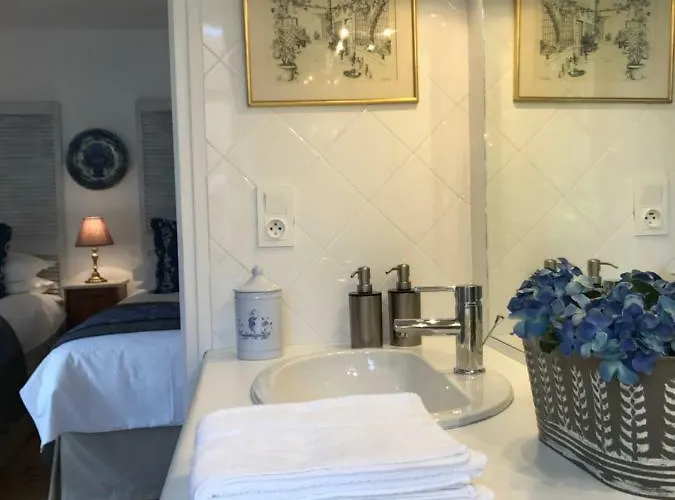 Bed & Breakfast Manoir De Rieuzal Loubressac